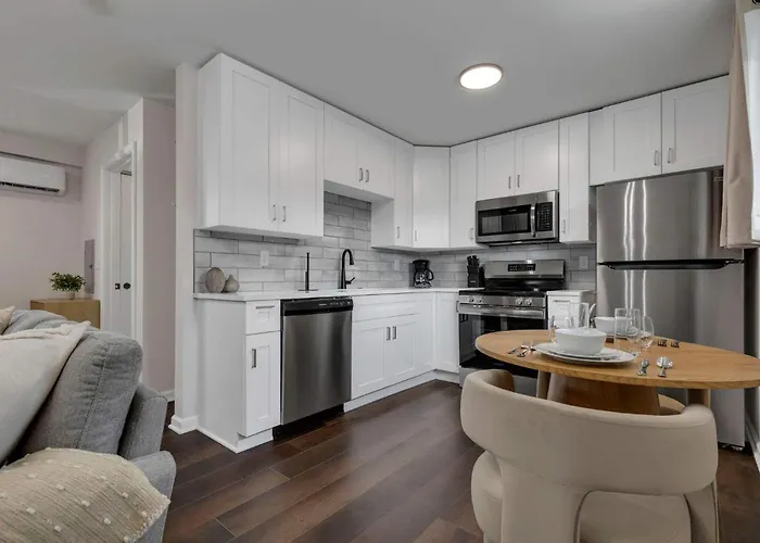 Apartamento Bright Walkable Olde Towne East Parking *