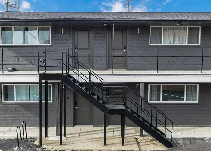 Bright Walkable Olde Towne East Parking Apartamento